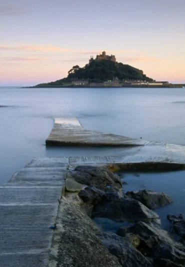 The causeway to St Michael's Mount begins to emerge at dawn | © National Trust Images/David Noton