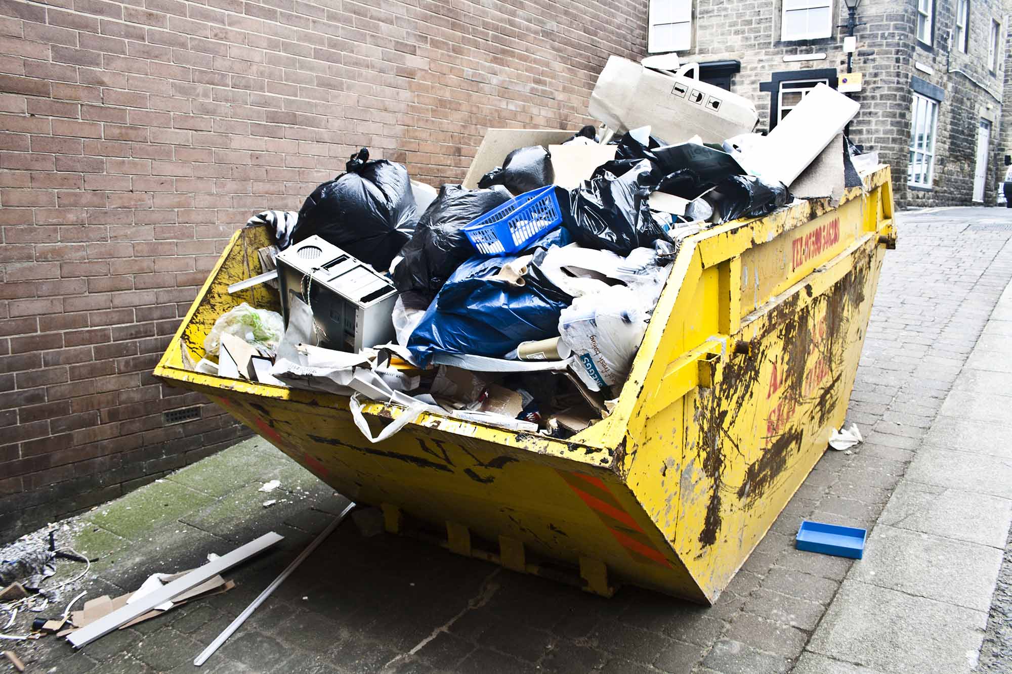 perfekt-reinigungsservice-gebaeudereinigung-bauendreinigung_container