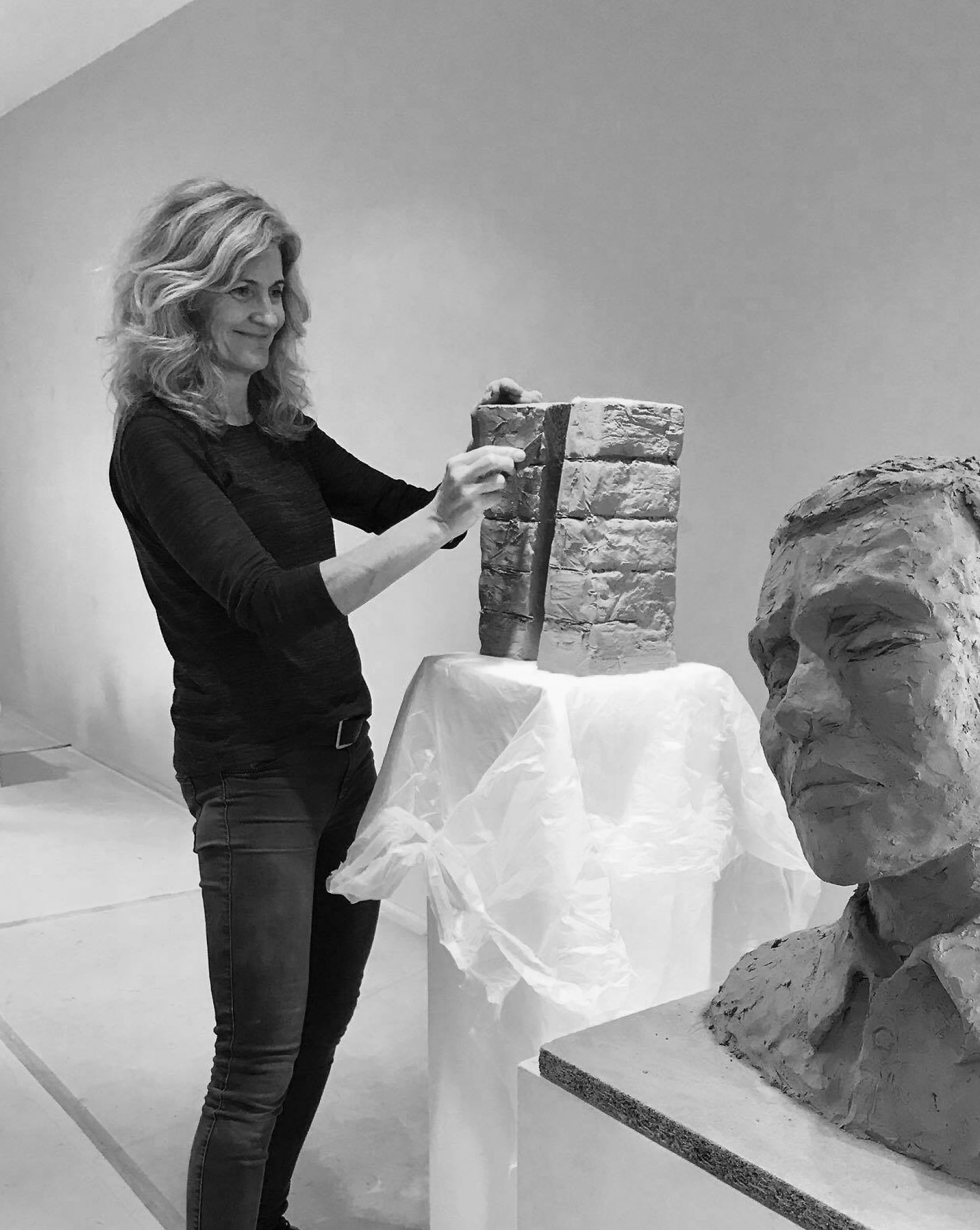 pia-hutters-art-sculpture-bornholm-working Pia Hutters Art