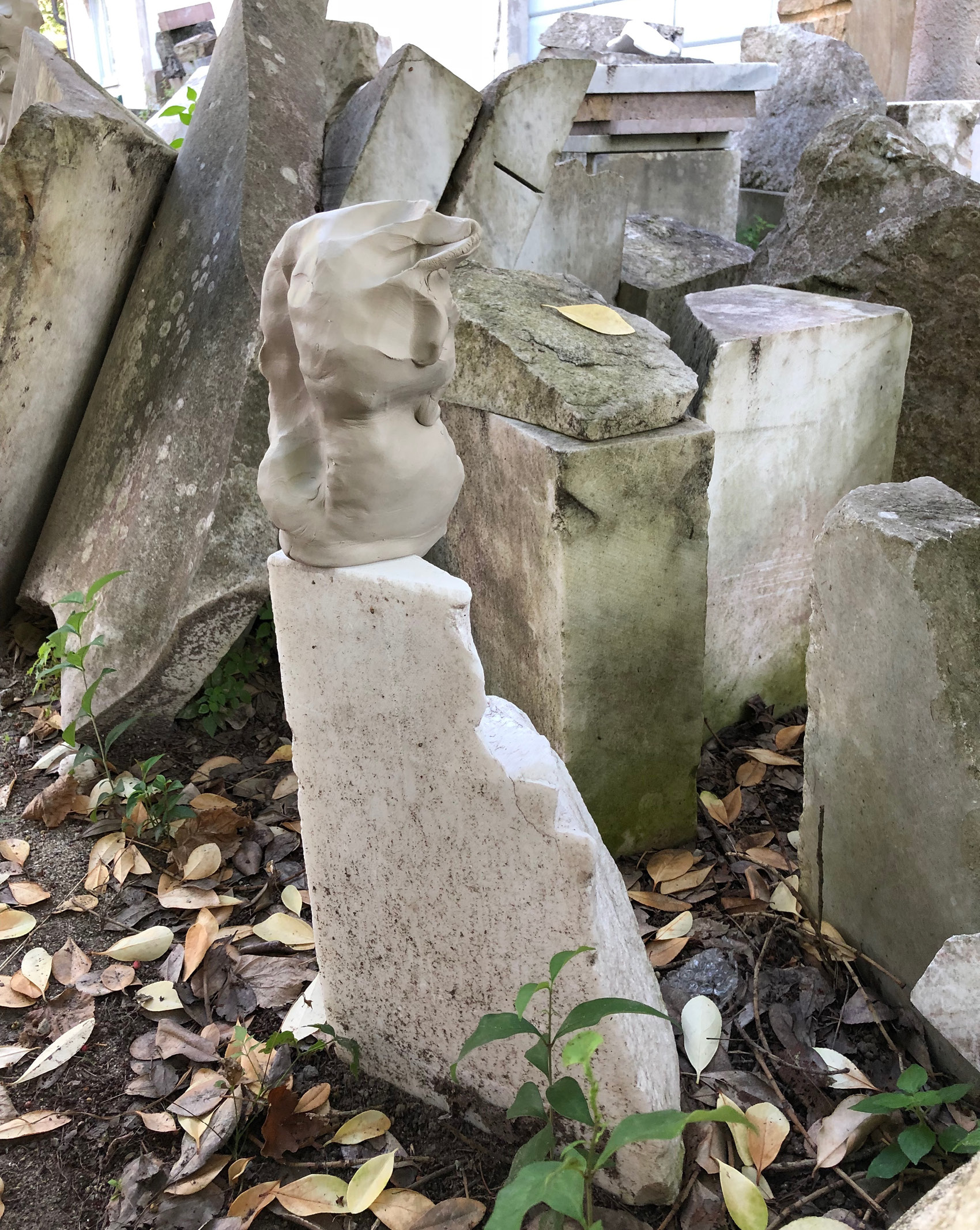 pia-hutters-art-sculpture-pietrasanta-2018-clay Pia Hutters Art