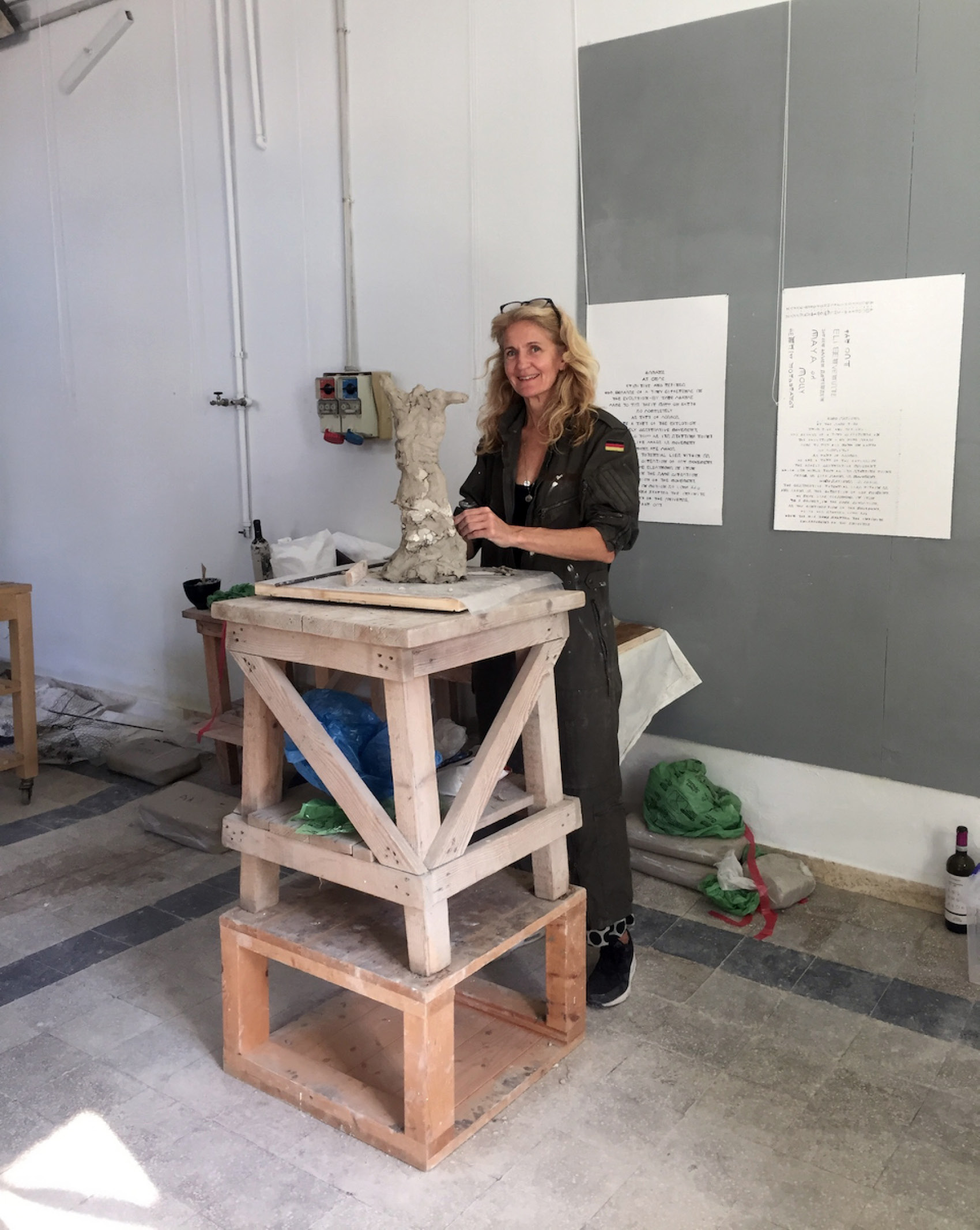 pia-hutters-art-sculpture-pietrasanta-2018-working Pia Hutters Art