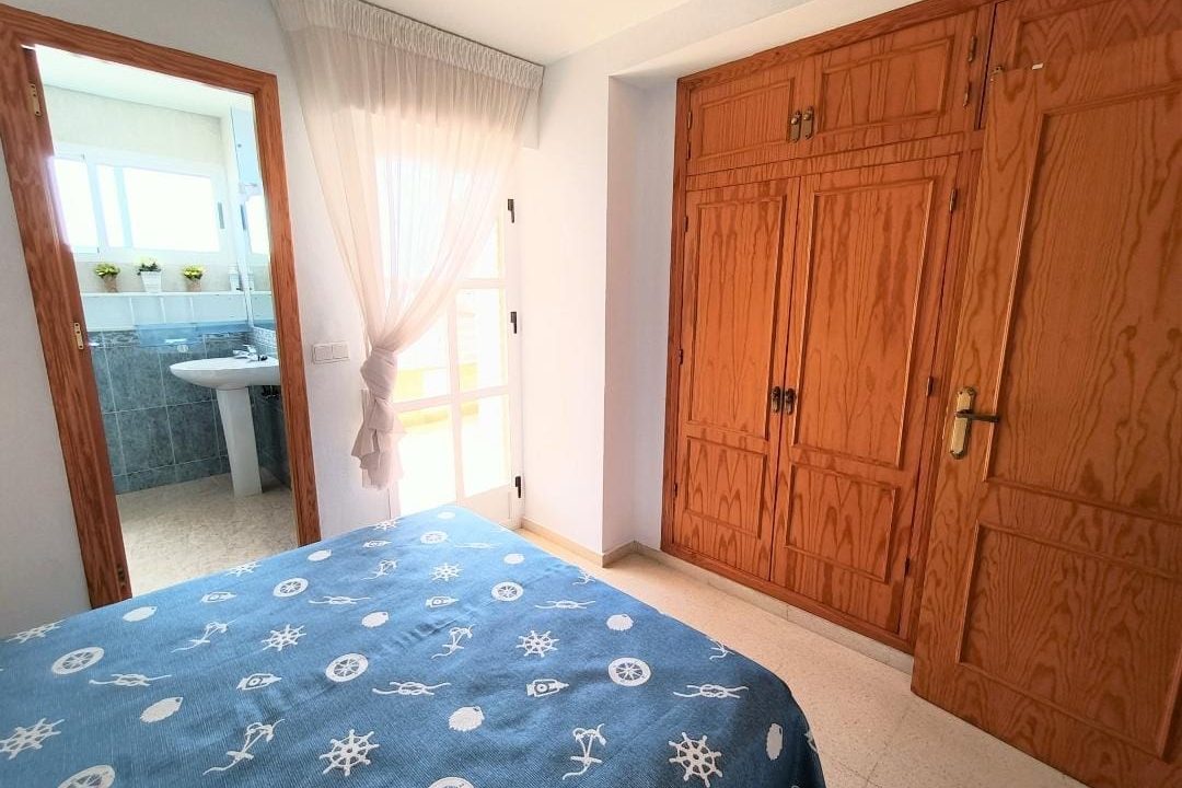 Bedroom With Closet And Bathroom - PM Torrevieja