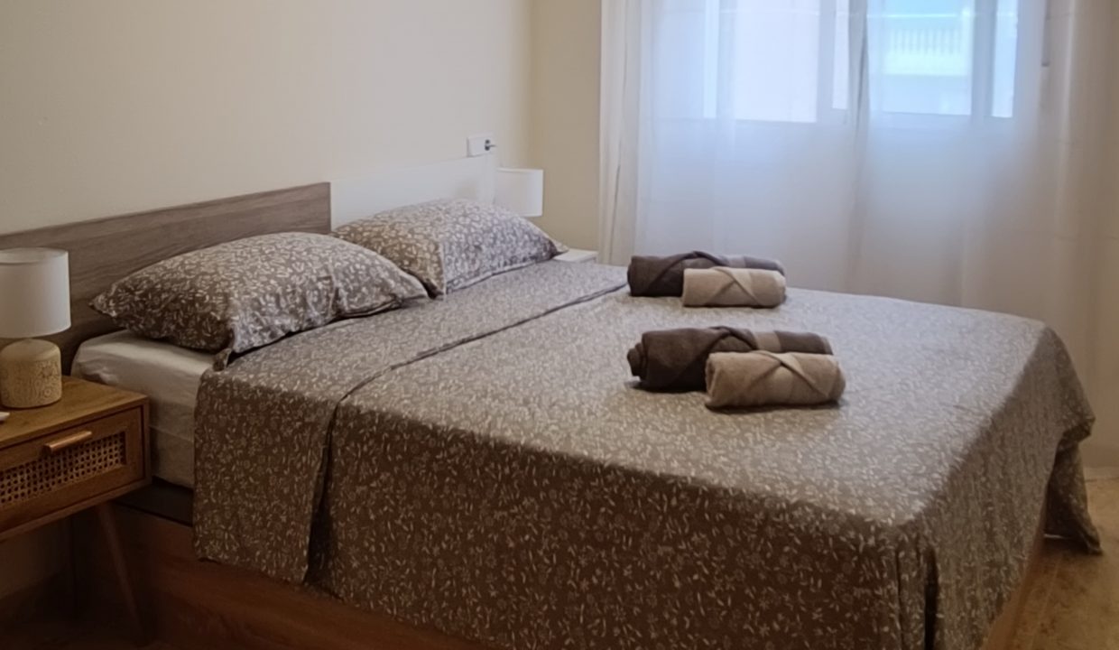 Bedroom With Full Bed And Outdoor Window - PM Torrevieja