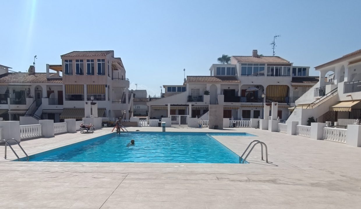 Central Luxury Apartment With Pool - PM Torrevieja