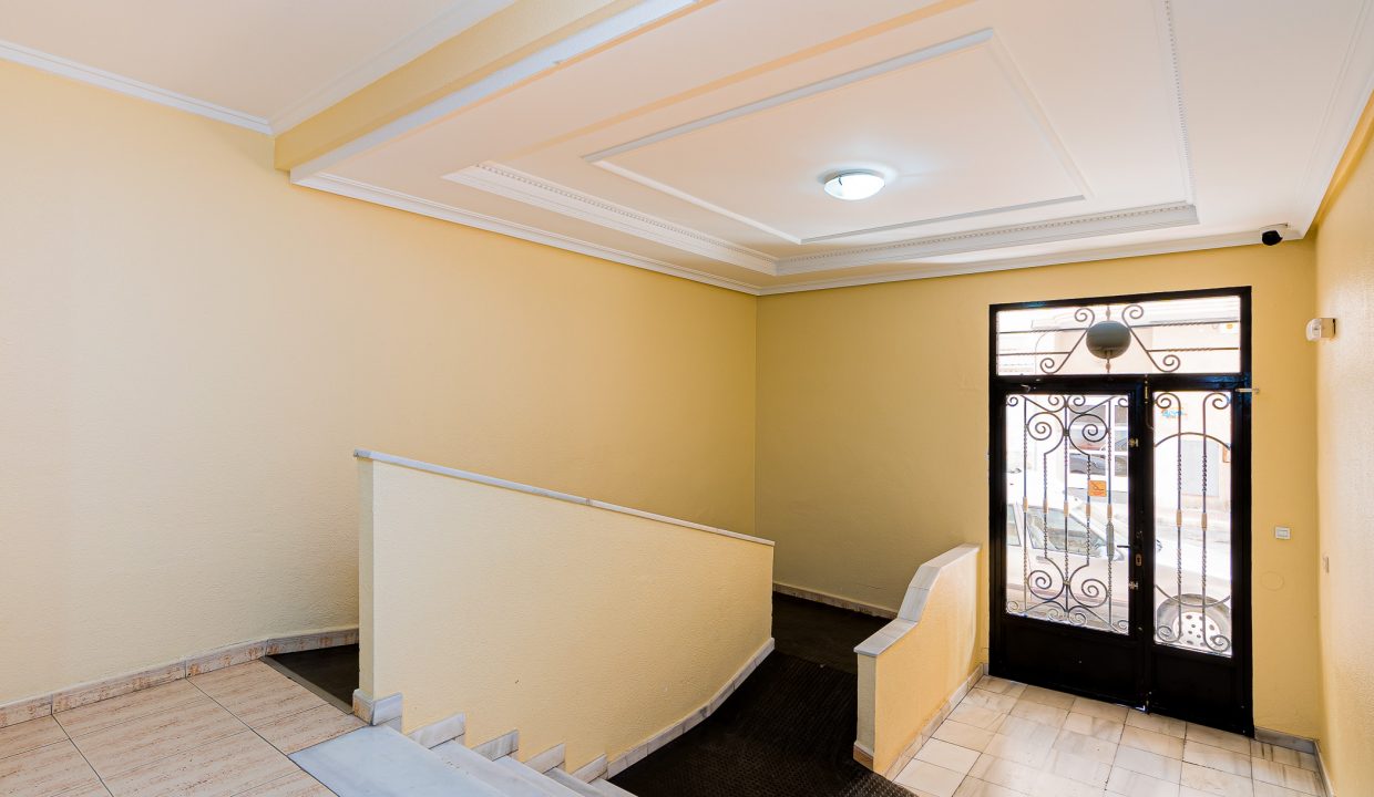 Main Hallway - Modern Apartment - PM Torrevieja