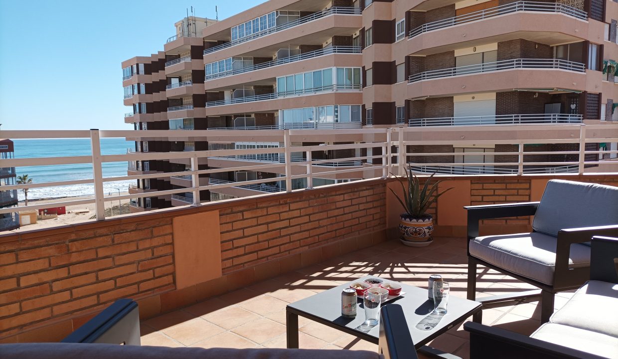 Terrace With Stunning Beach Views - PM Torrevieja