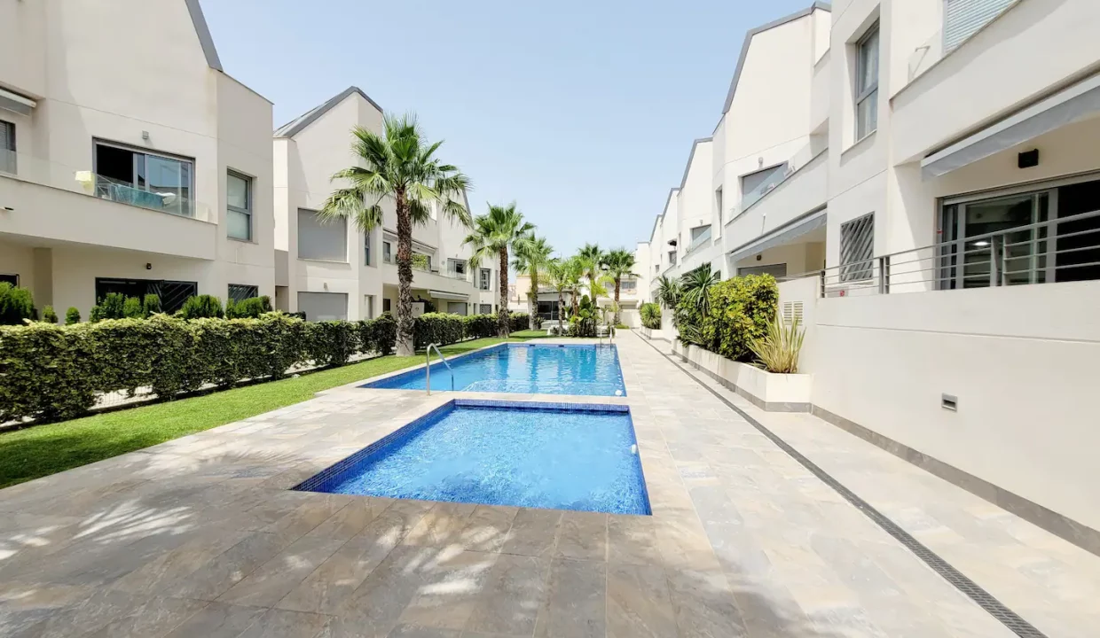 Villa Amalia 25-1 | Apartment for Rent in Torrevieja