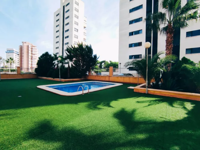El Moncayo Properties offers this beautiful ground floor apartment for sale located in the Sup7 area of Guardamar del Segura