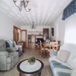 El Moncayo Properties offers this fantastic apartment for sale in the center of Guardamar del Segura.. The house has 137m2 according to cadastre distributed in:. Four spacious bedrooms