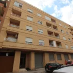 Large apartment located in Almoradi city. The property is just one step to all amenities