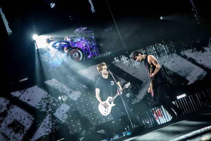 5 Seconds of Summer, 5SOS, Forum