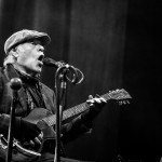 Kim Larsen & Kjukken, Kim Larsen, Amfiscenen