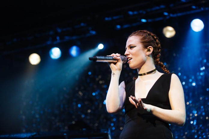 Jess Glynne, Amager Bio