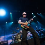 Joe Satriani, Amager Bio