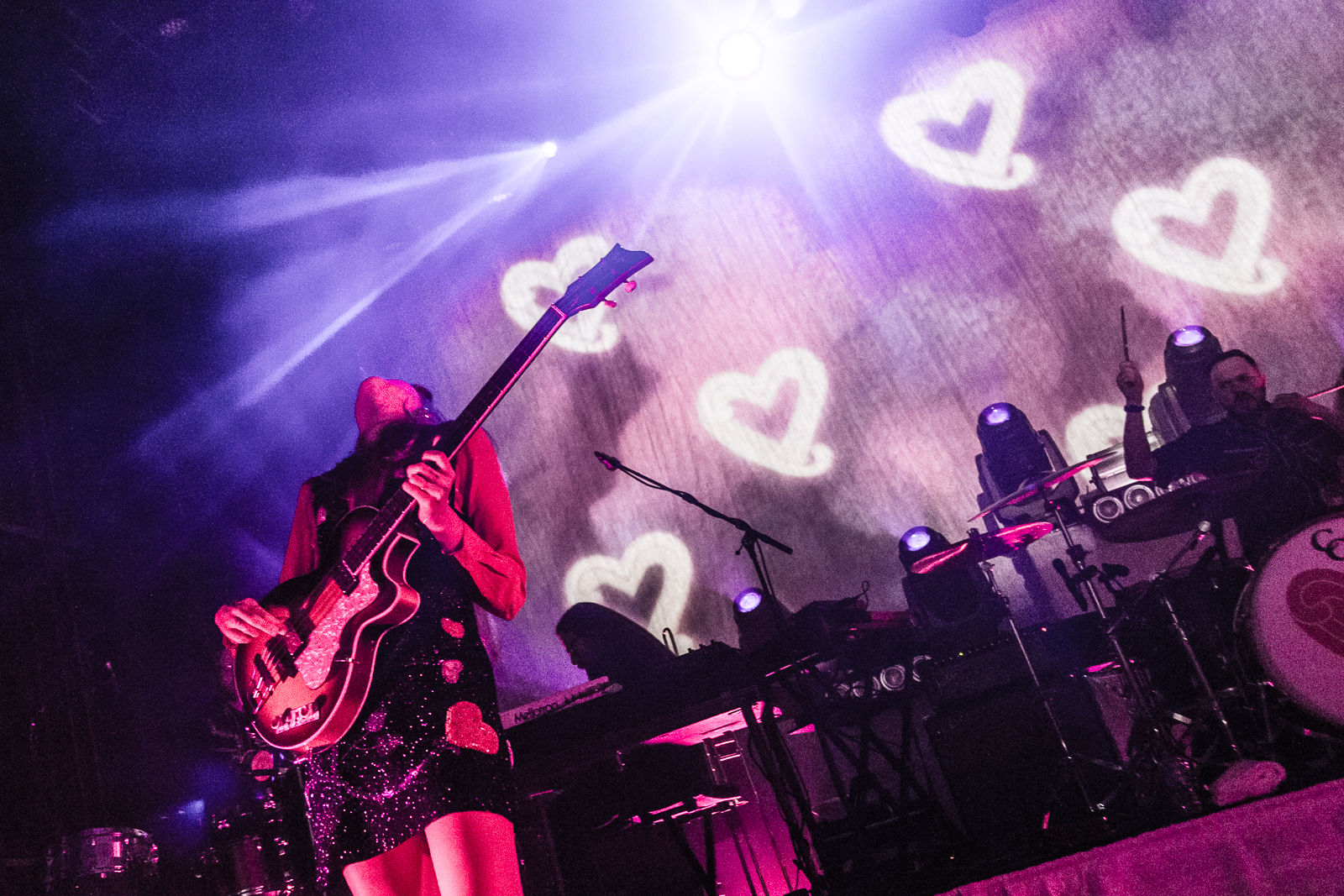 First Aid Kit, Store Vega