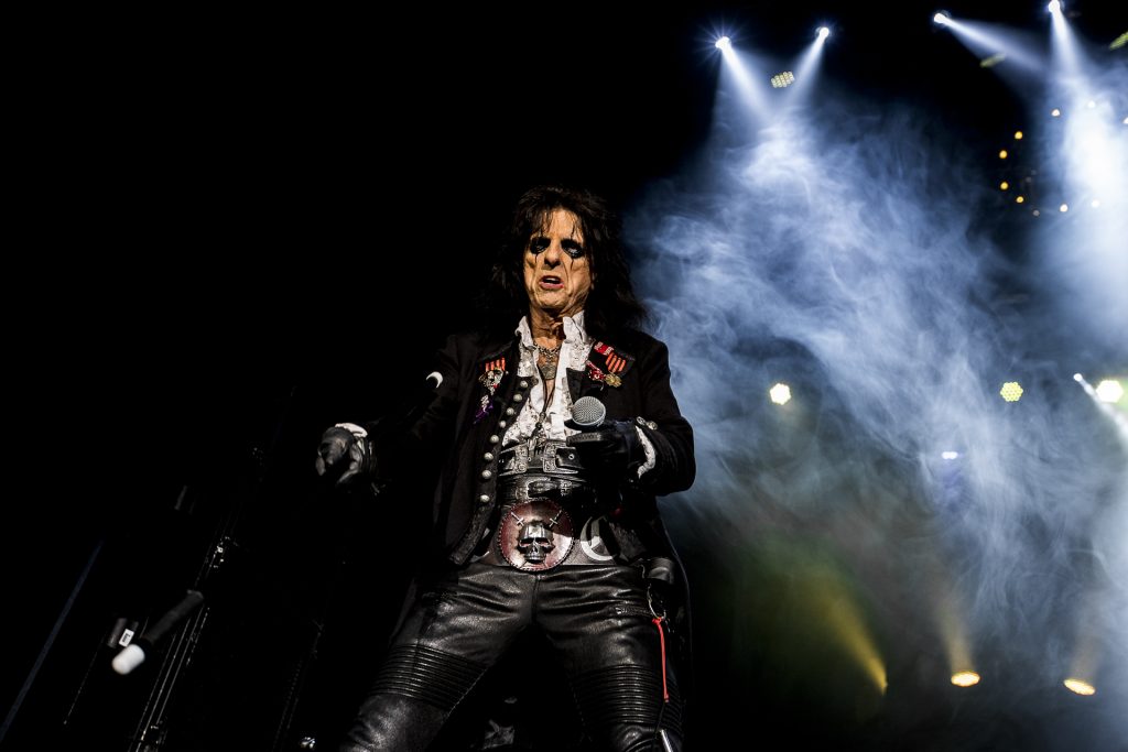 Alice Cooper, K.B. Hallen