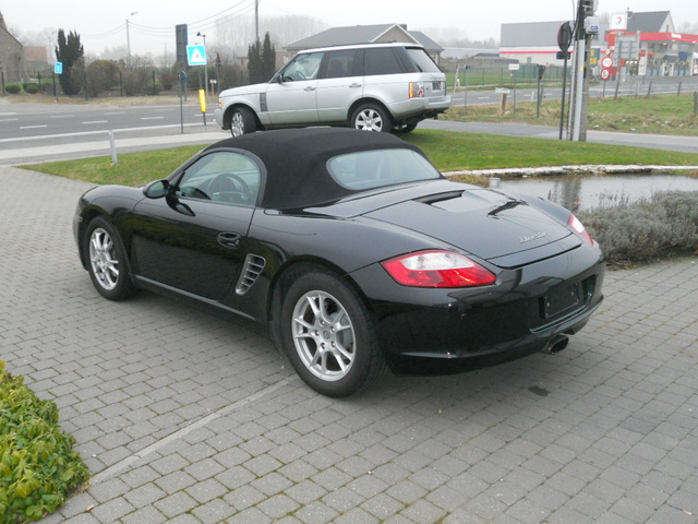 Porsche_Boxter_2005008-640.jpg