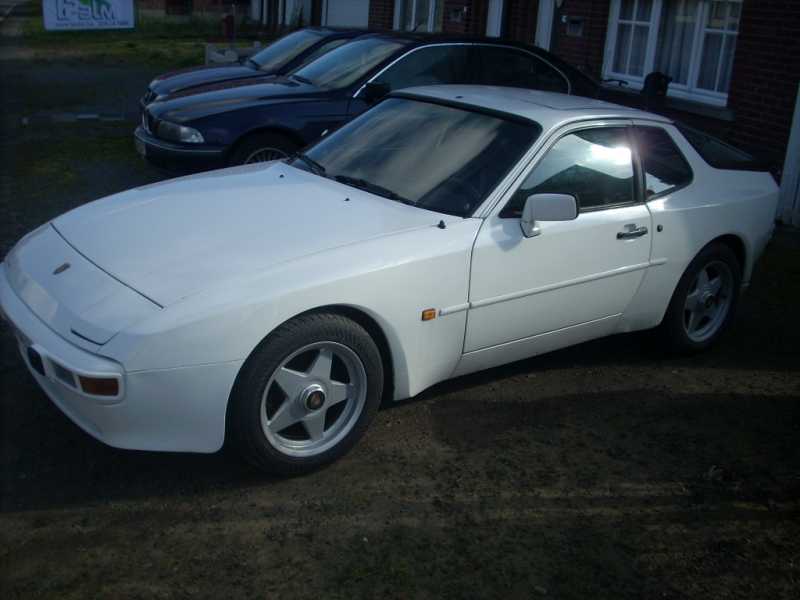 mijnporsche944003.jpg