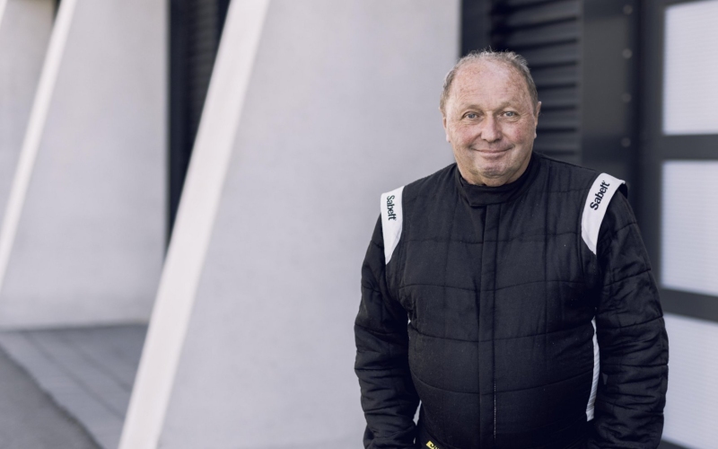 Porsche rouwt om het verlies van Jochen Mass