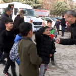 Öğrenciler ve aileleri Kürtçe dersi verilmesini istiyor ama okullarda engeller çıkıyor