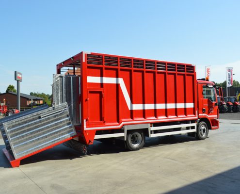 metaalconstructie vrachtwagen 2