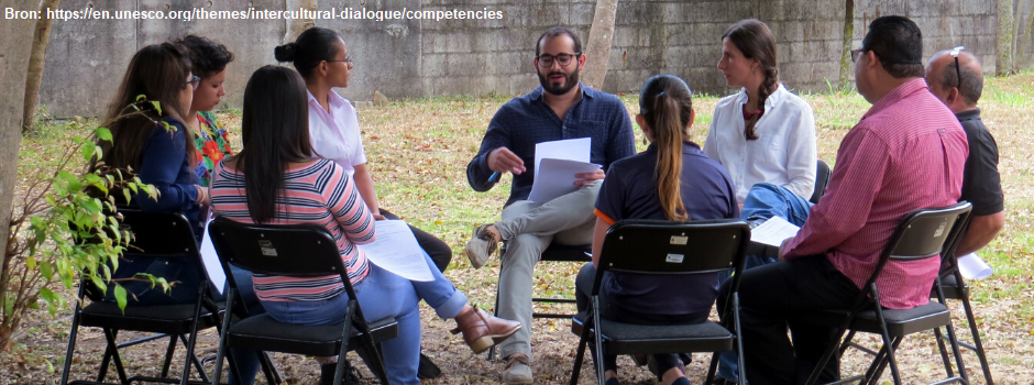 Story circles om bij te dragen aan de ontwikkeling van interculturele competenties
