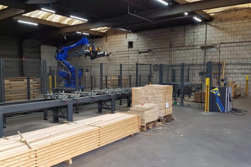 Pallet Manufacturing Robotic Nailing Machine working in factory