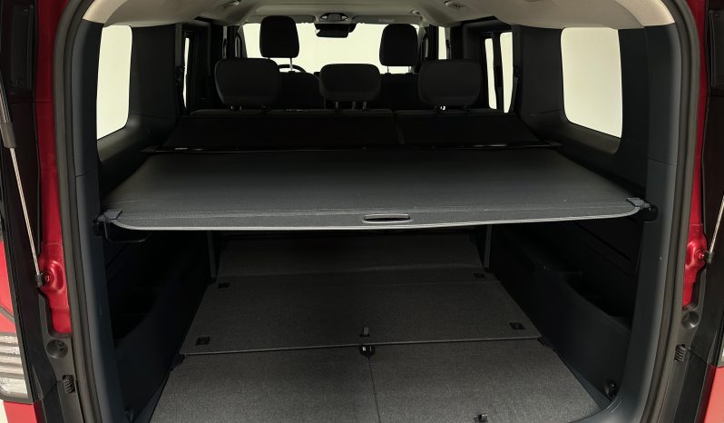 Kia PV5 71