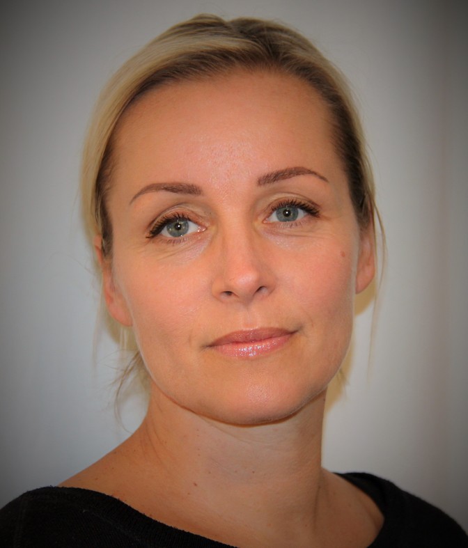Permanent makeup 3D bryn tatoverede øjenbryn