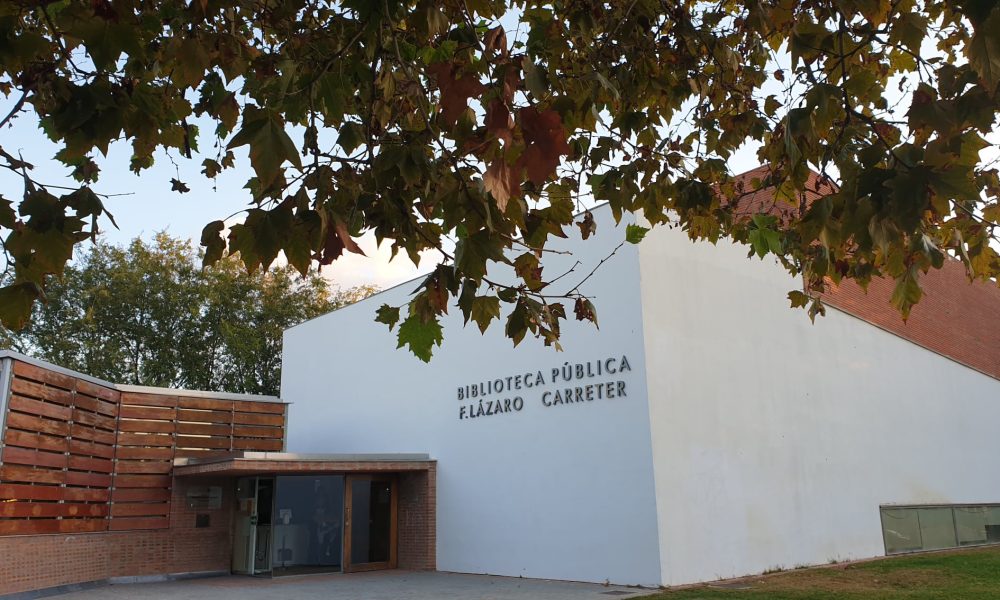 La Biblioteca Municipal F Lázaro Carreter Ampliará Su Horario Radio Madrid Sierra 7250