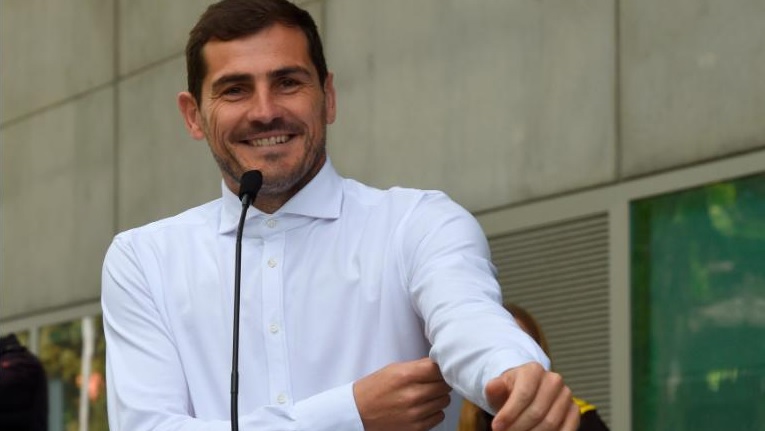 Iker Casillas de regresso aos passeios no porto
