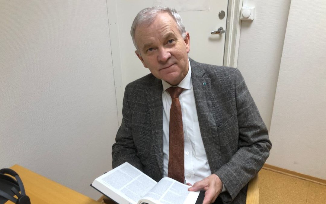 Har oversatt hele Bibelen til norsk