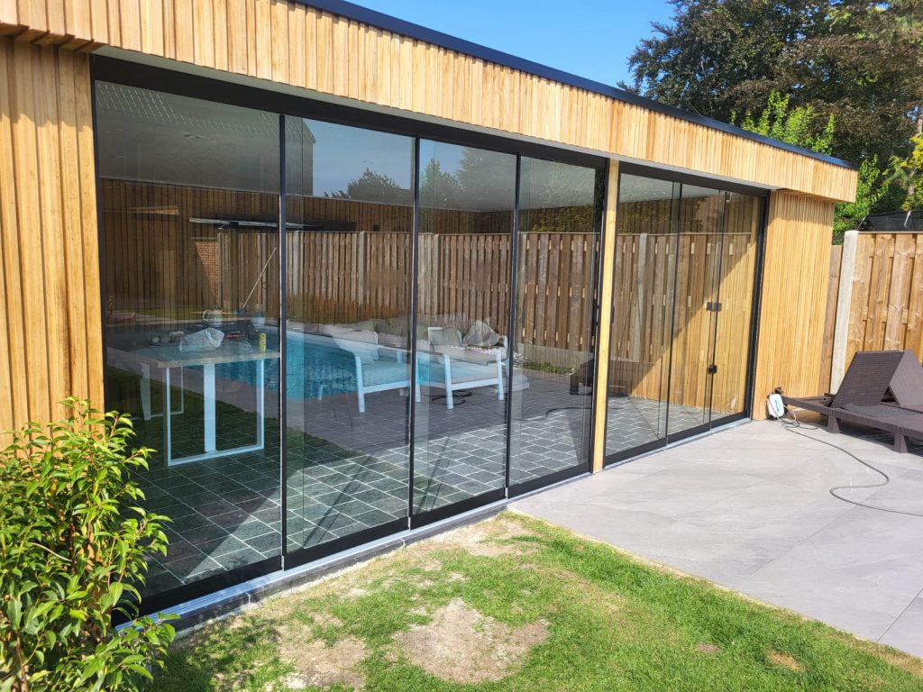 glazen schuifwand op maat
