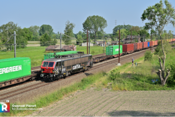 Freshly stickered 2707 passing Duffel near Antwerp_© Gwenaël Piérat