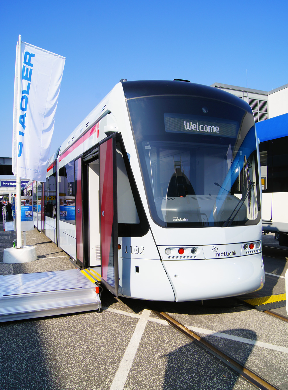 Stadler Vario Bahn for Aarhus Letbane 