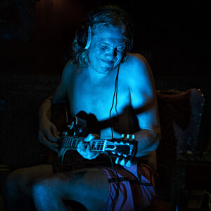 My Friend  - studio solo 2005 Harry Muskee played the song 'My Friend' raw first on the spot in De Rijp improvised predecessor of the song beginning with Snooks Eaglin's Funky Malagueña as intro later titled Harry on his Radioshow August 2005 presenting me as the solo Theatre opening act of two extensive theatre tours Route 65 & Route 66 slowly beginning January ''2004 in Amen untill June 2008