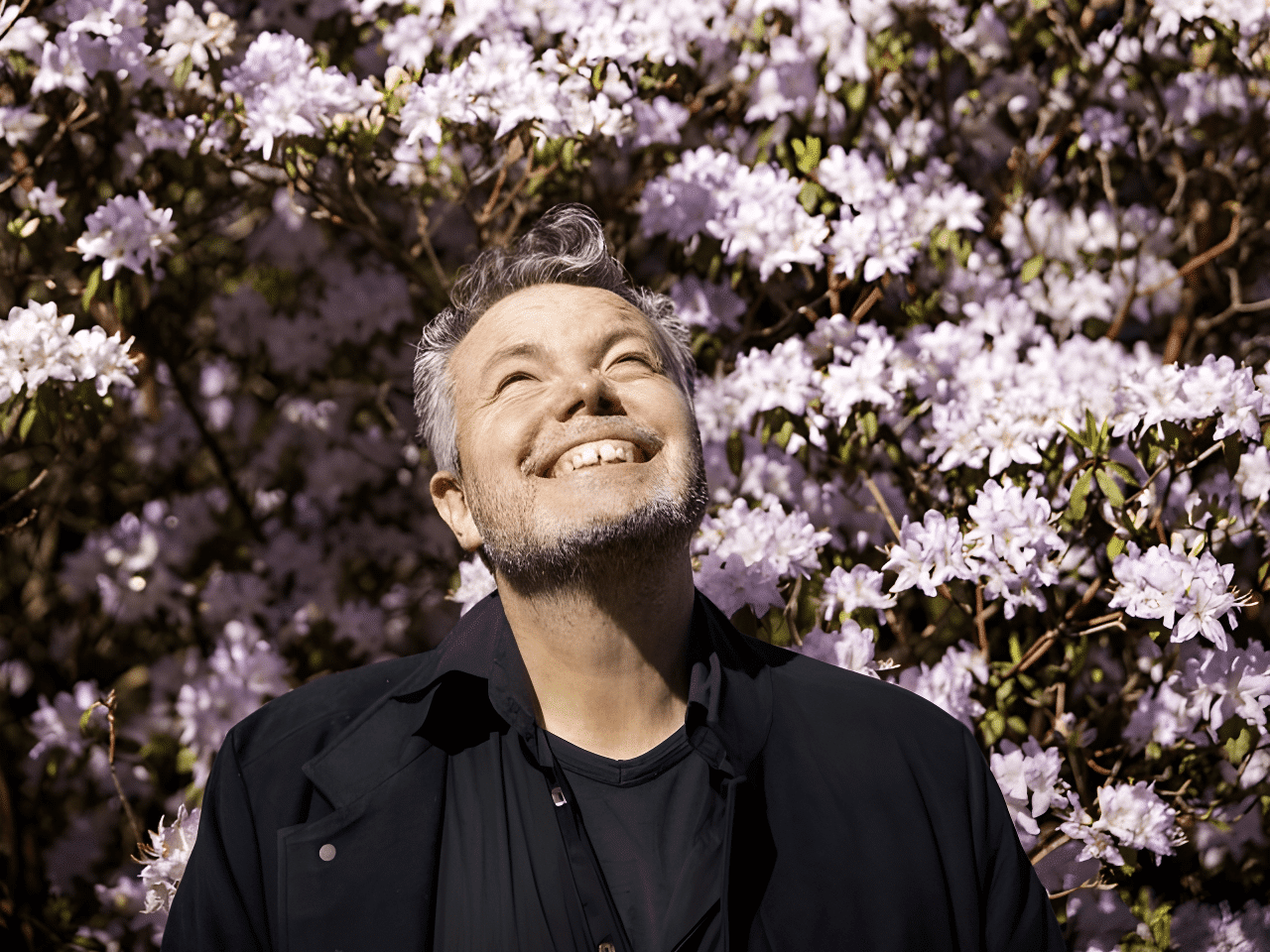Rasmus-blomster_AI-min