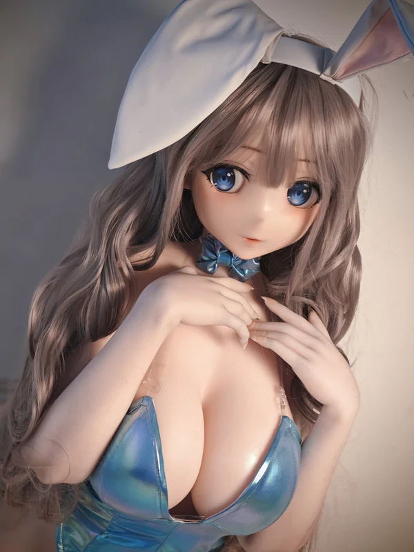 Yokotani Yukiko sexdocka från Elsa Babe, 148 cm hög i silikon med animeinspirerat ansikte och naturtrogen kropp, modell RAD007.