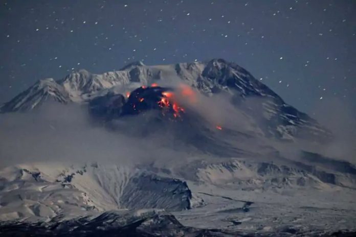 Il vulcano Shiveluch, il più esplosivo del mondo