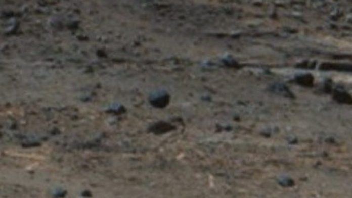 Misteri di Marte: Curiosity e la sfera 'levitante'