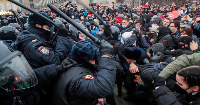 La rapida avanzata ucraina nel nord-est provoca proteste e malcontento in Russia