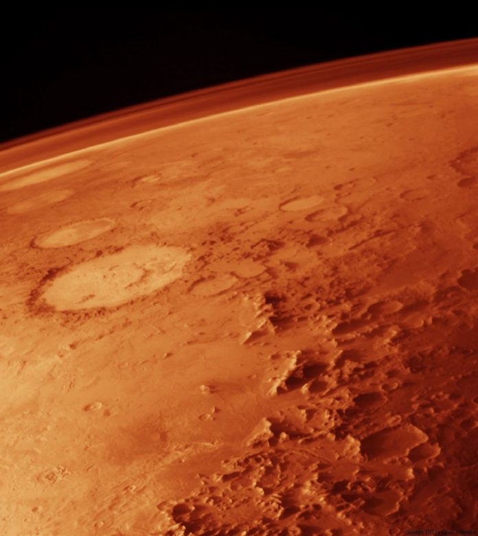Marte un tempo potrebbe essere stato un pianeta brulicante di vita