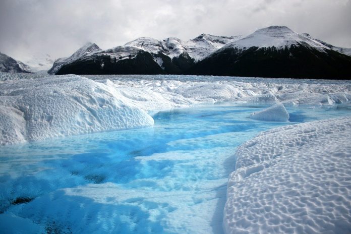 Rianimato un virus di 48.500 anni ritrovato nel permafrost siberiano