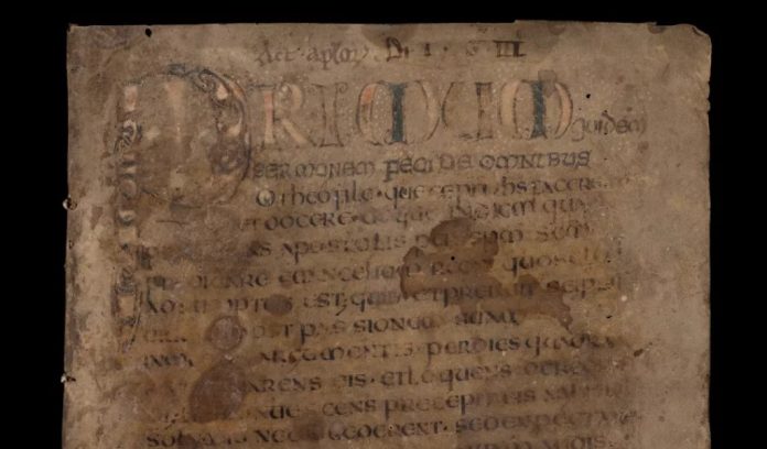 Nome di donna nascosto in un manoscritto medievale