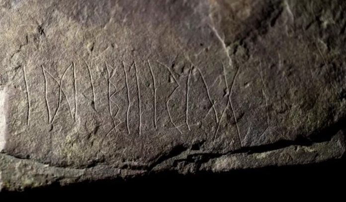 Trovata la pietra runica più antica al mondo
