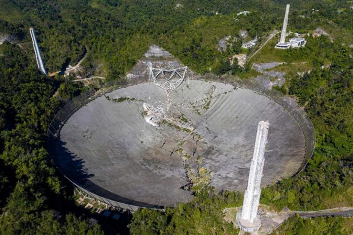 Presentata una proposta per ricostruire il radiotelescopio di Arecibo