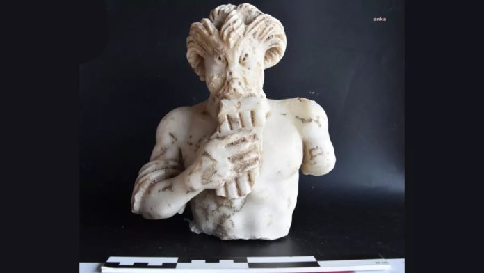 Rinvenuta una statua pagana raffigurante il Dio greco Pan