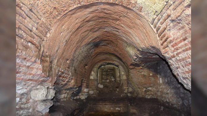 Stanze sotterranee rinvenute sotto la Chiesa di San Polyeuctus