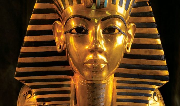 Tutankhamon: ricostruito il volto del famoso faraone