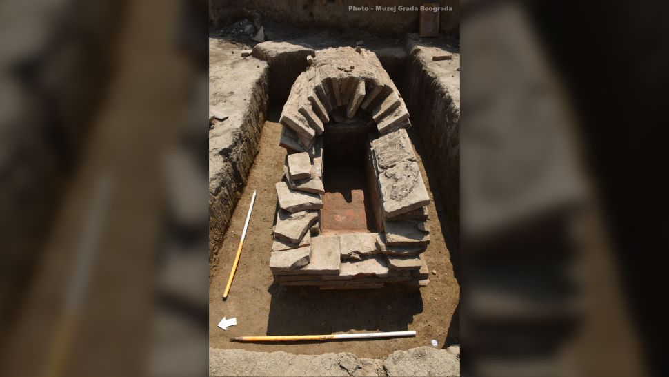 Gli scavi hanno portato alla luce 14 tombe del III e IV secolo d.C., quando Belgrado - allora chiamata Singidunum - era un centro del potere militare romano nella regione.(Credito immagine: Museo della città di Belgrado)
